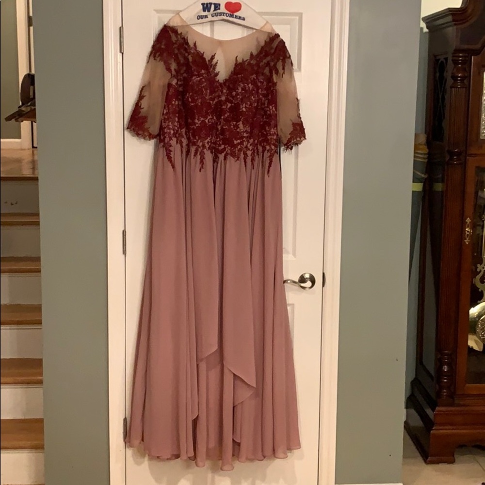 NEW EVENING GOWN